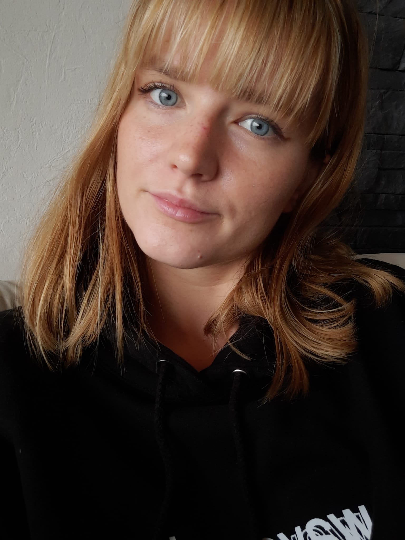 Curvy Ginger webslut