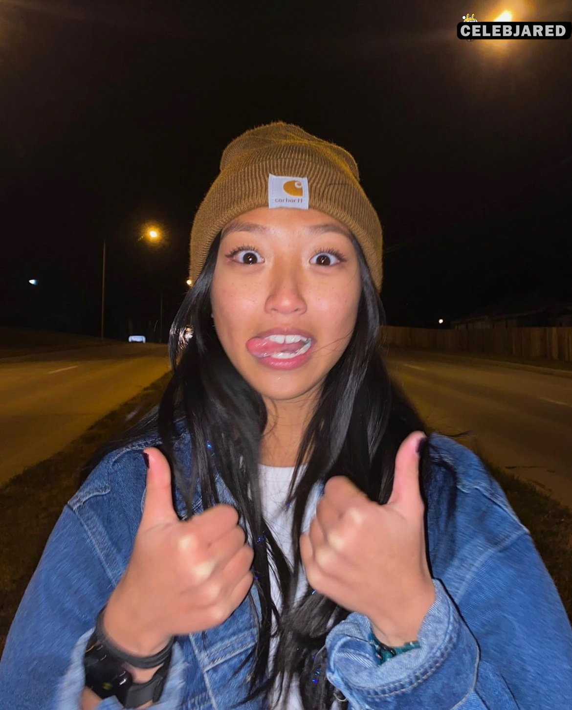 she's an internet whore now