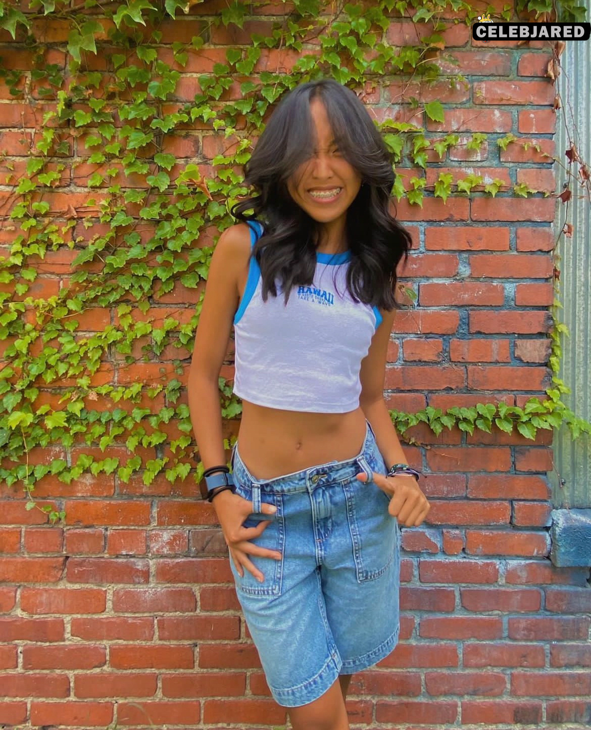 she's an internet whore now