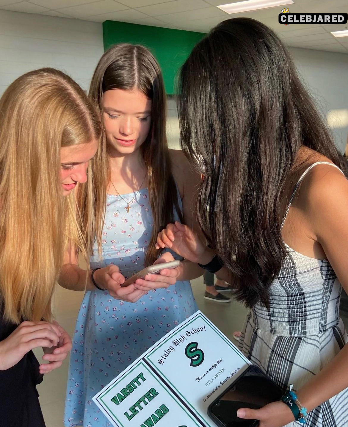 she's an internet whore now