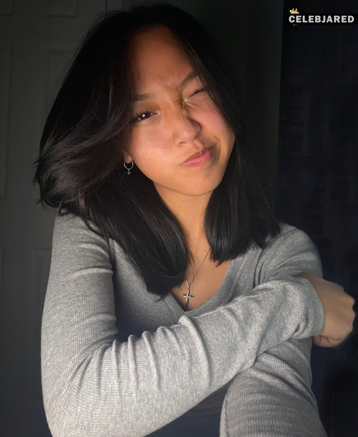 she's an internet whore now