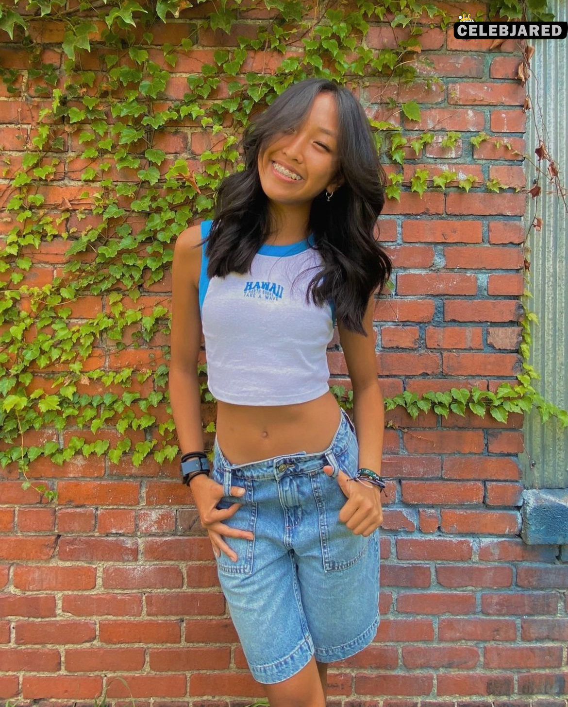 she's an internet whore now