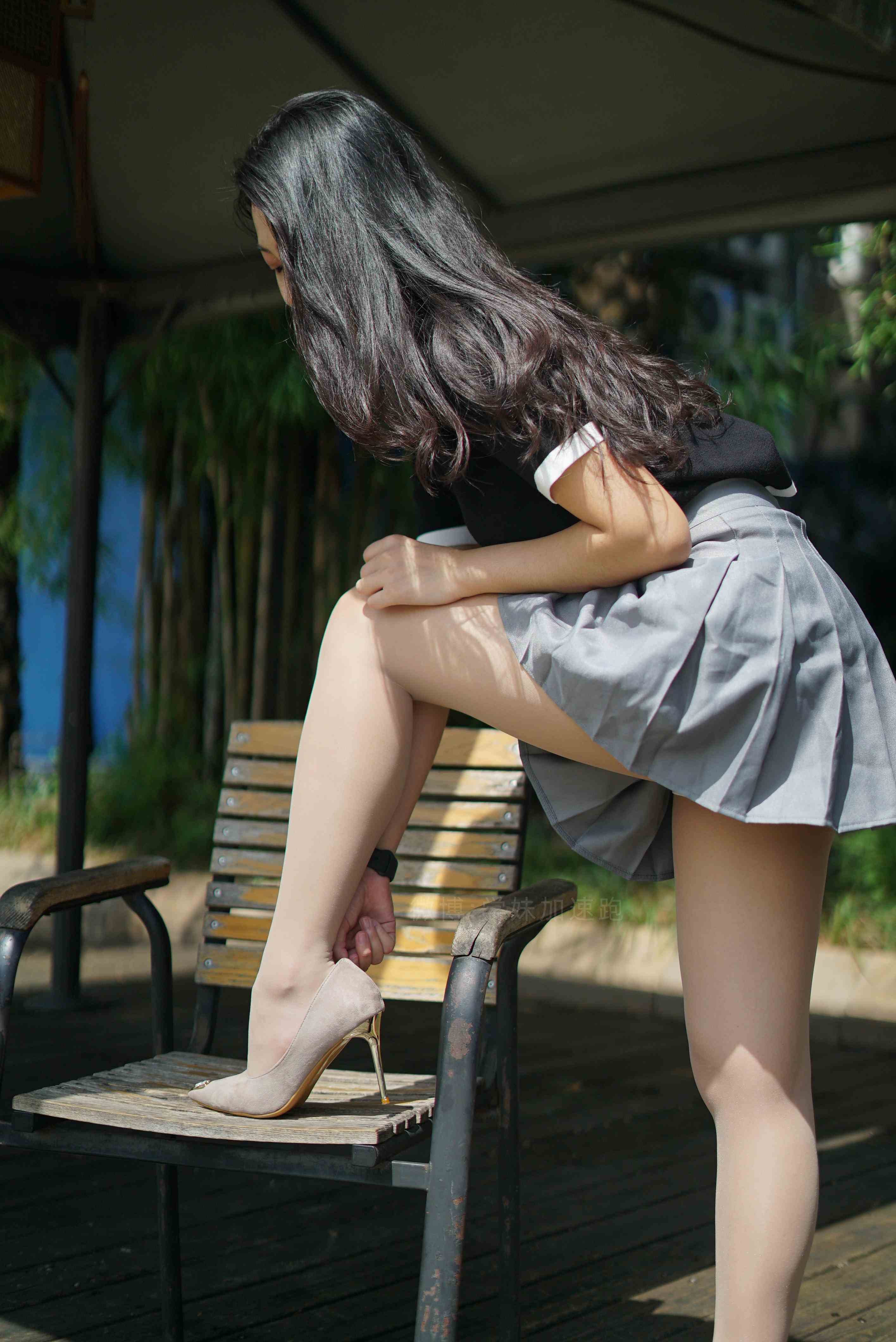 China Beauty Legs and feet 1507