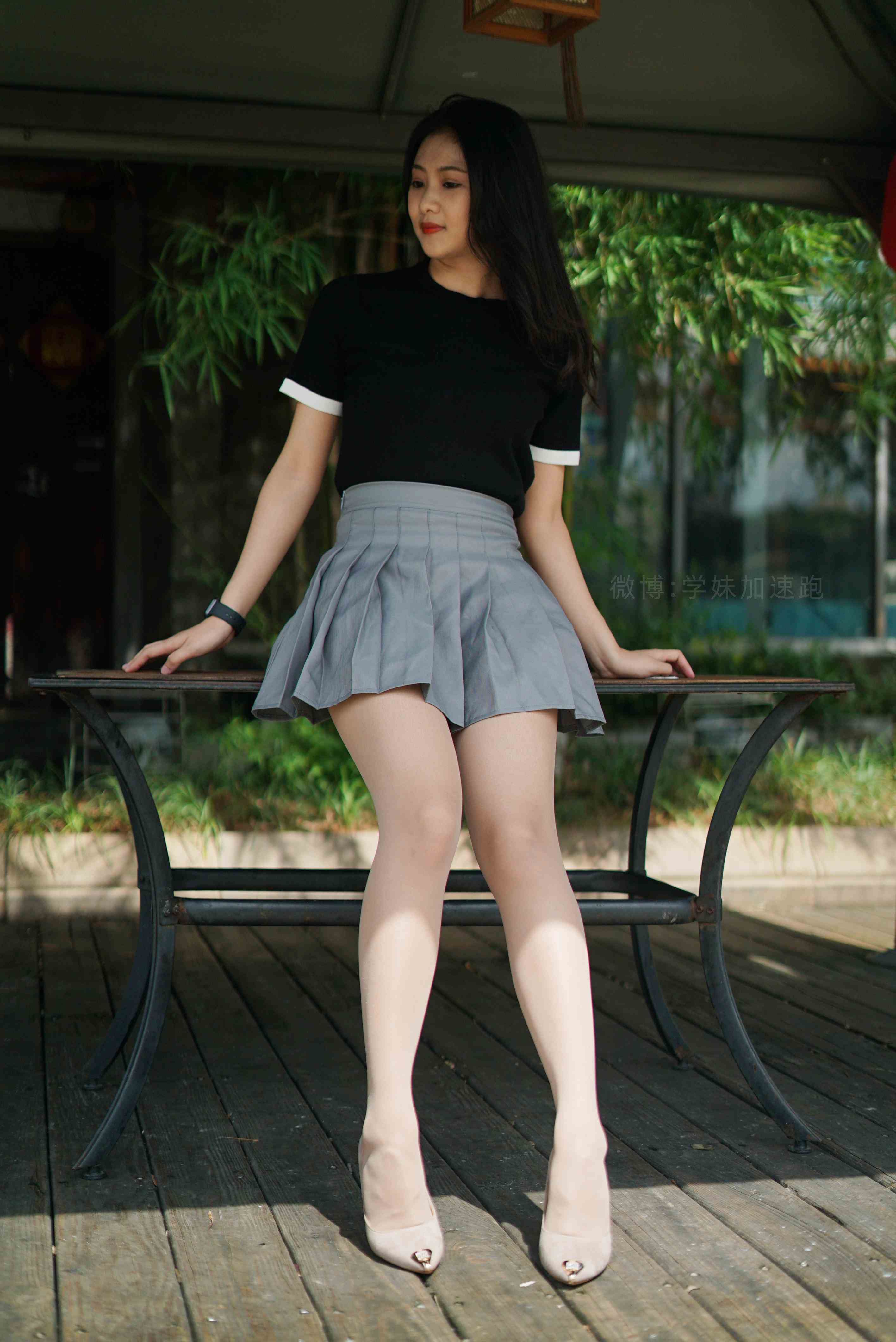 China Beauty Legs and feet 1507