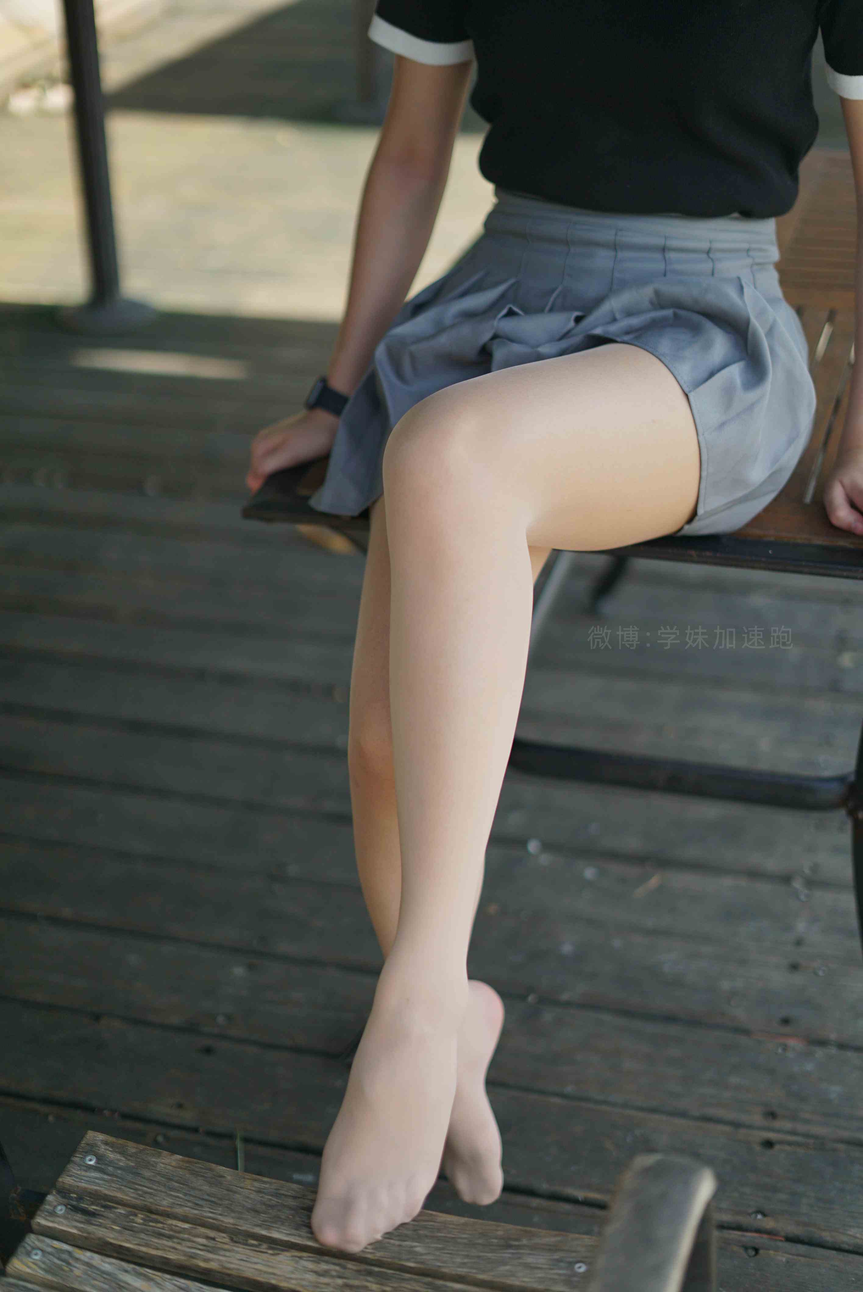 China Beauty Legs and feet 1507