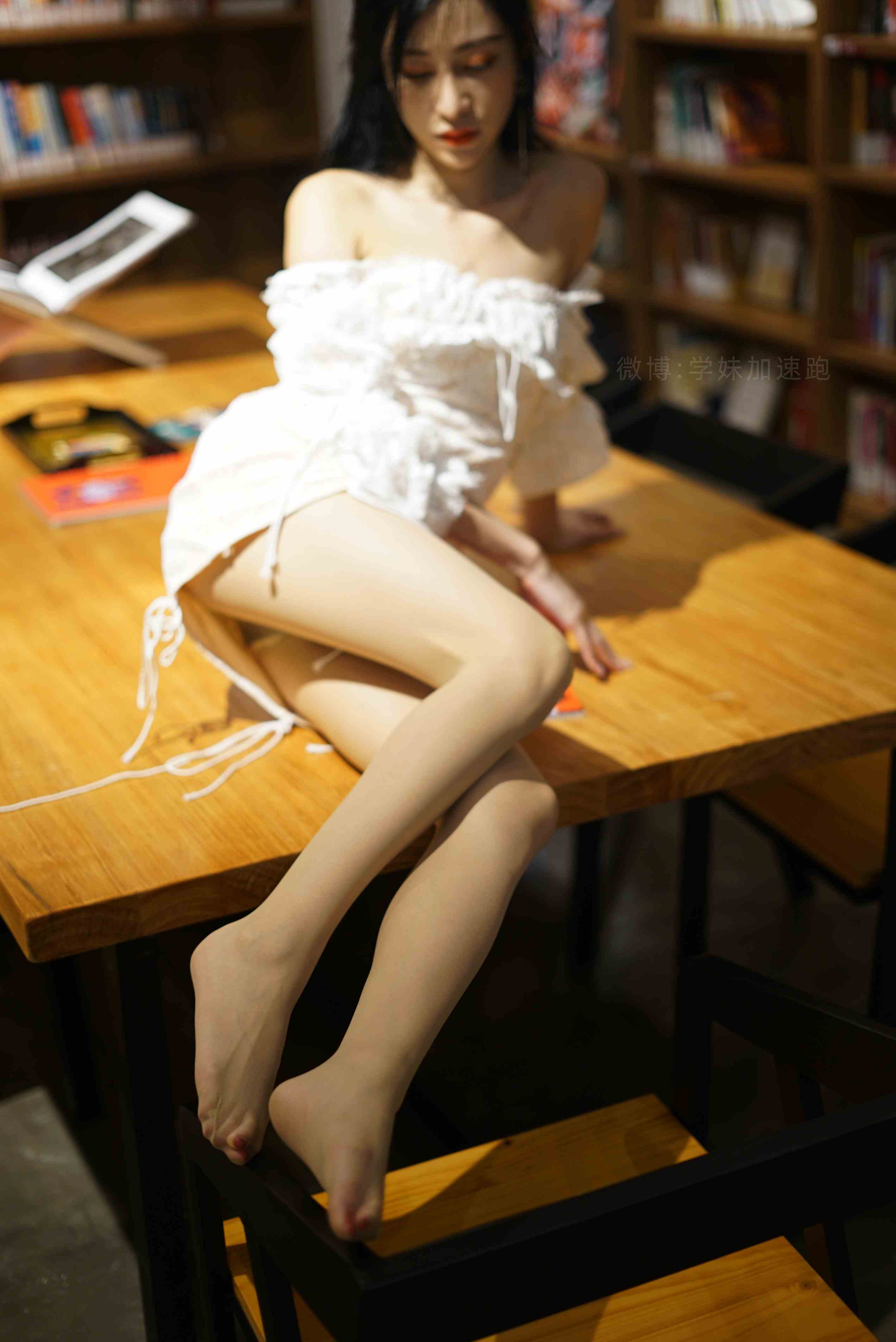 China Beauty Legs and feet 1508