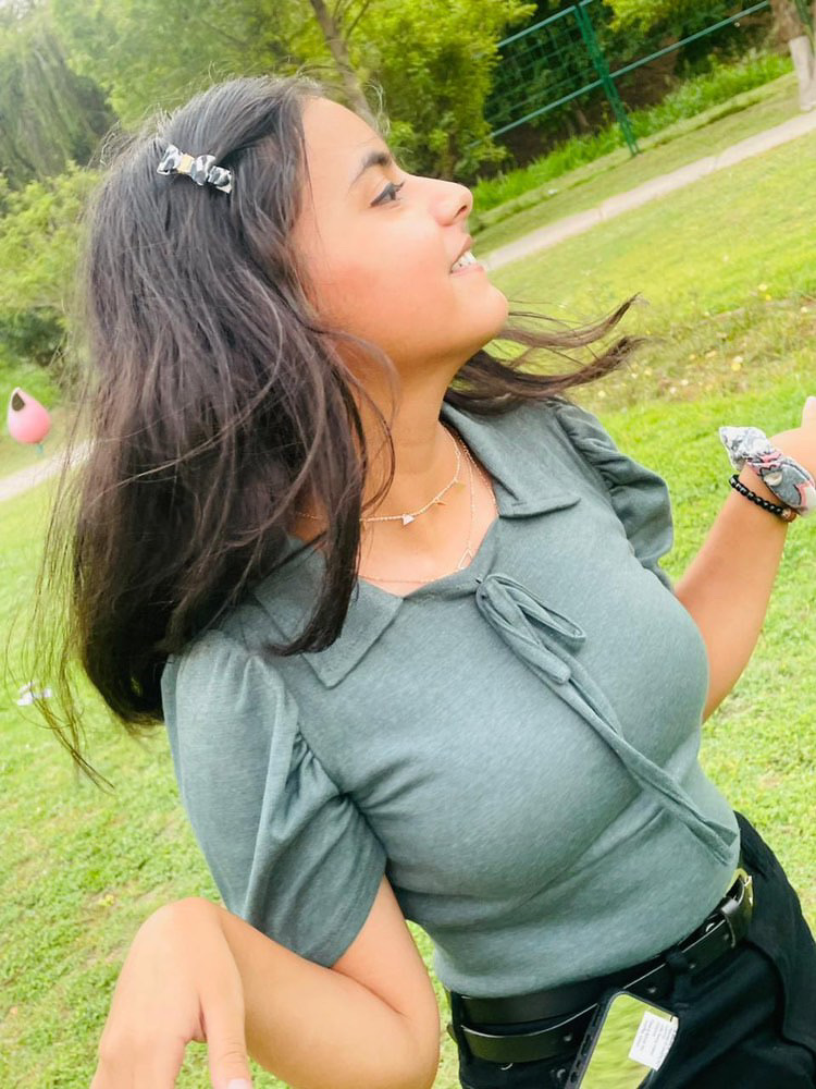 Himansha cute punjabi girl sexy nudes