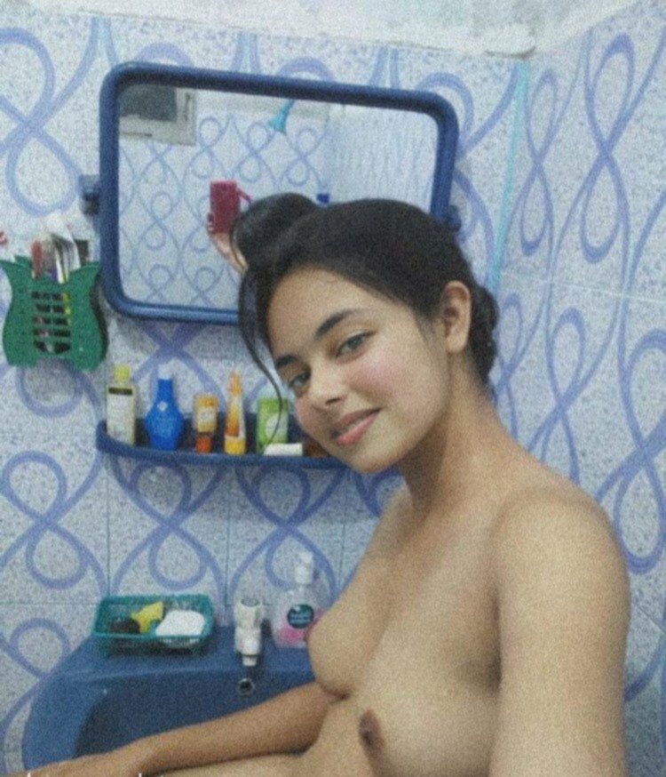 Himansha cute punjabi girl sexy nudes