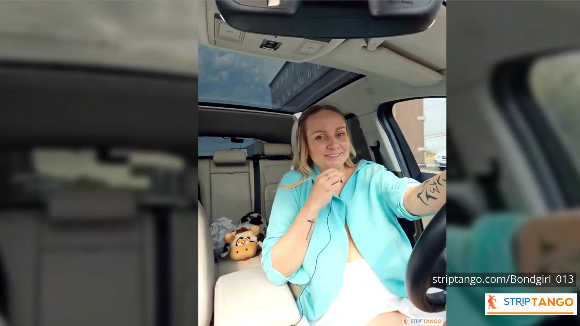 BondGirl Driving Tease – Big Tits, Pussy with Vibrating Toy