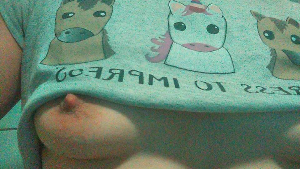 Valentina Chochanova nude bathroom selfies