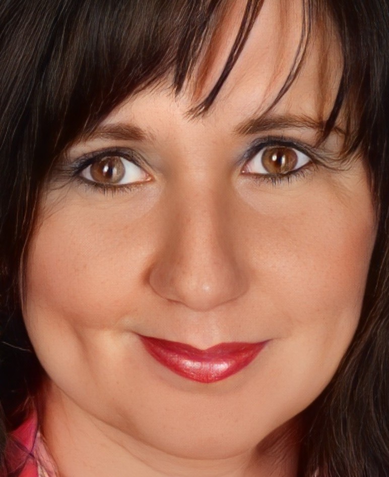 The perfect MILF face