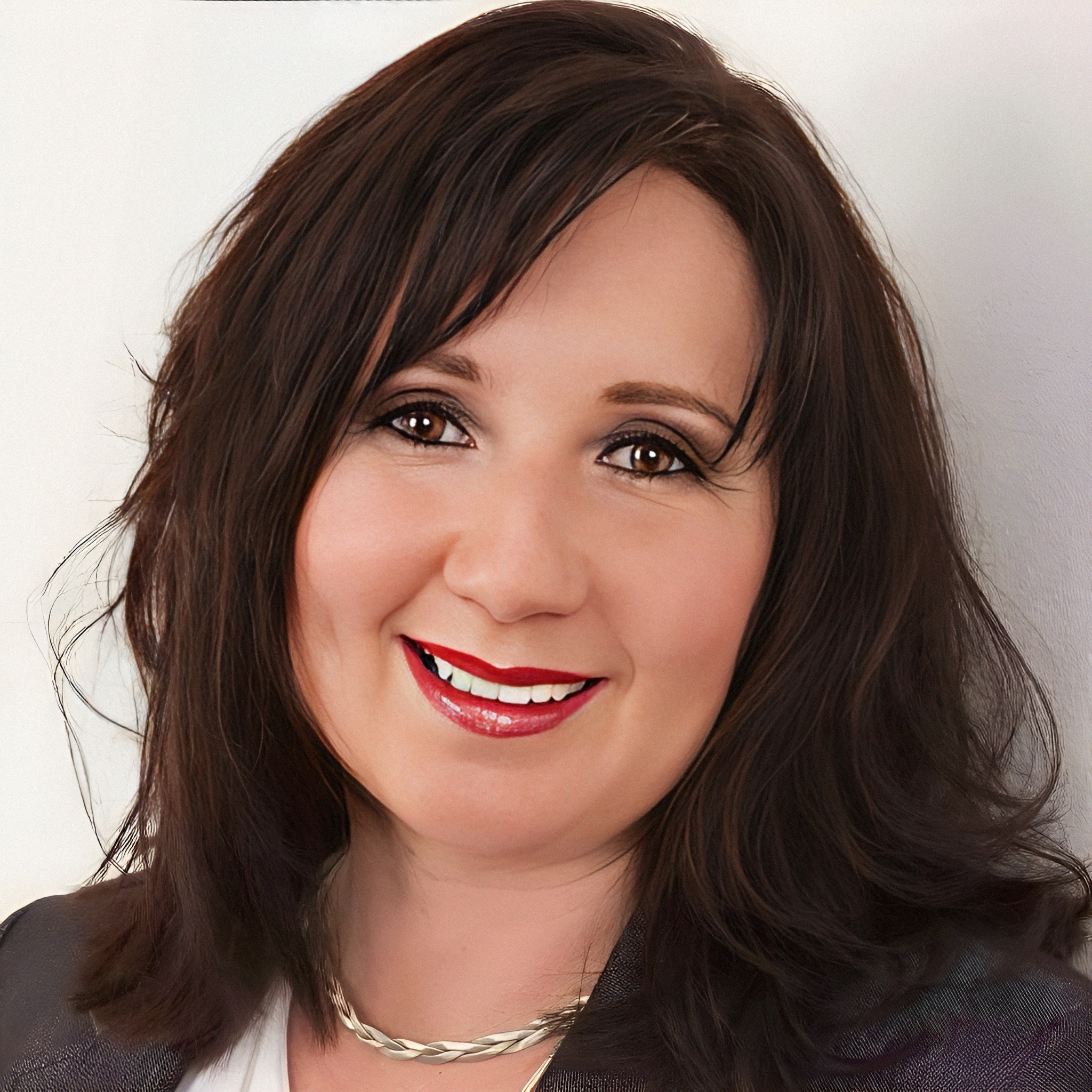 Facial cum catcher Michaela