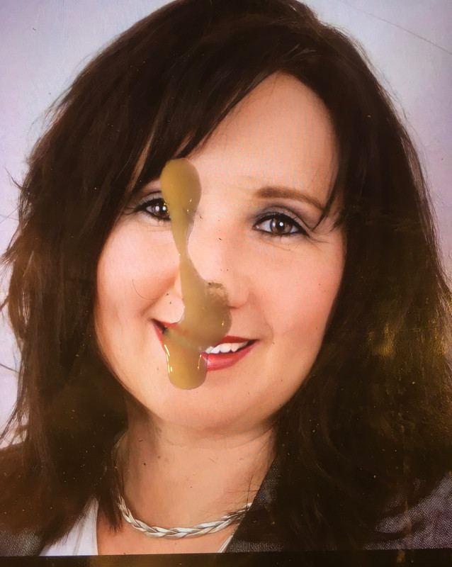 Facial cum catcher Michaela