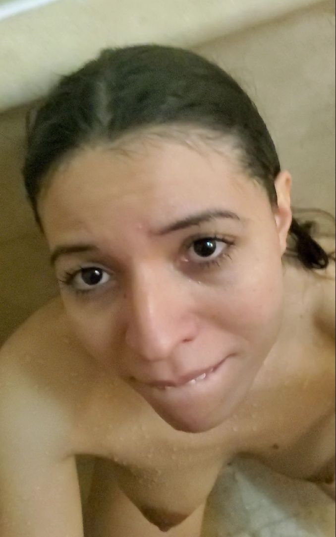 Golden shower Daniela Duran takes piss