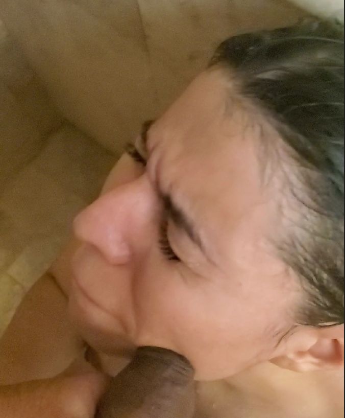 Golden shower Daniela Duran takes piss