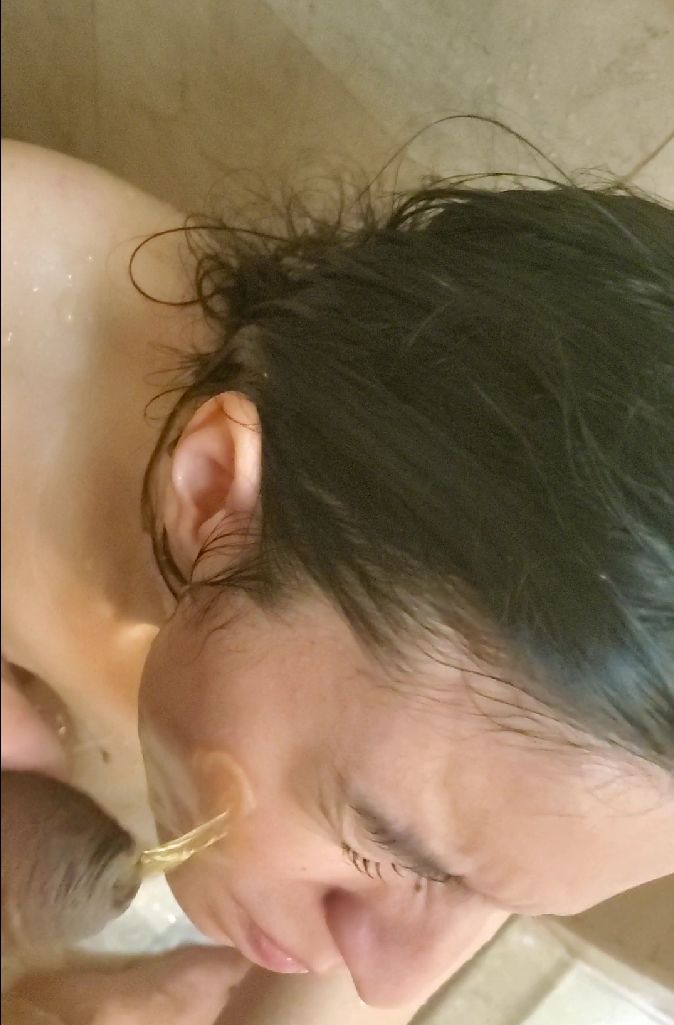 Golden shower Daniela Duran takes piss