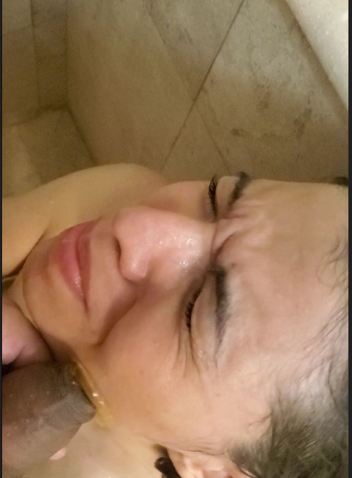 Golden shower Daniela Duran takes piss