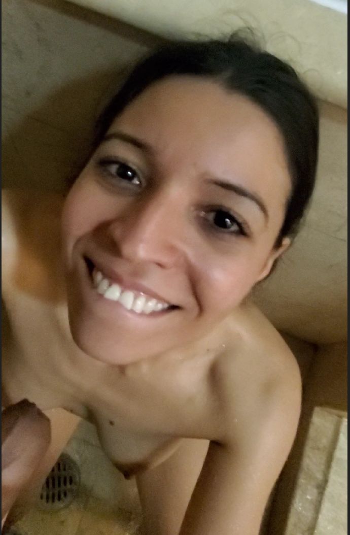 Golden shower Daniela Duran takes piss