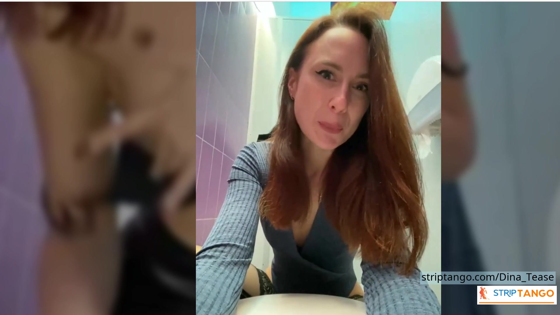 Dina_Tease Outdoor Public Toilet Show – Leather Skirt, Upski