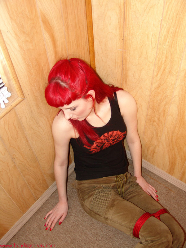 Slave Divas 174
