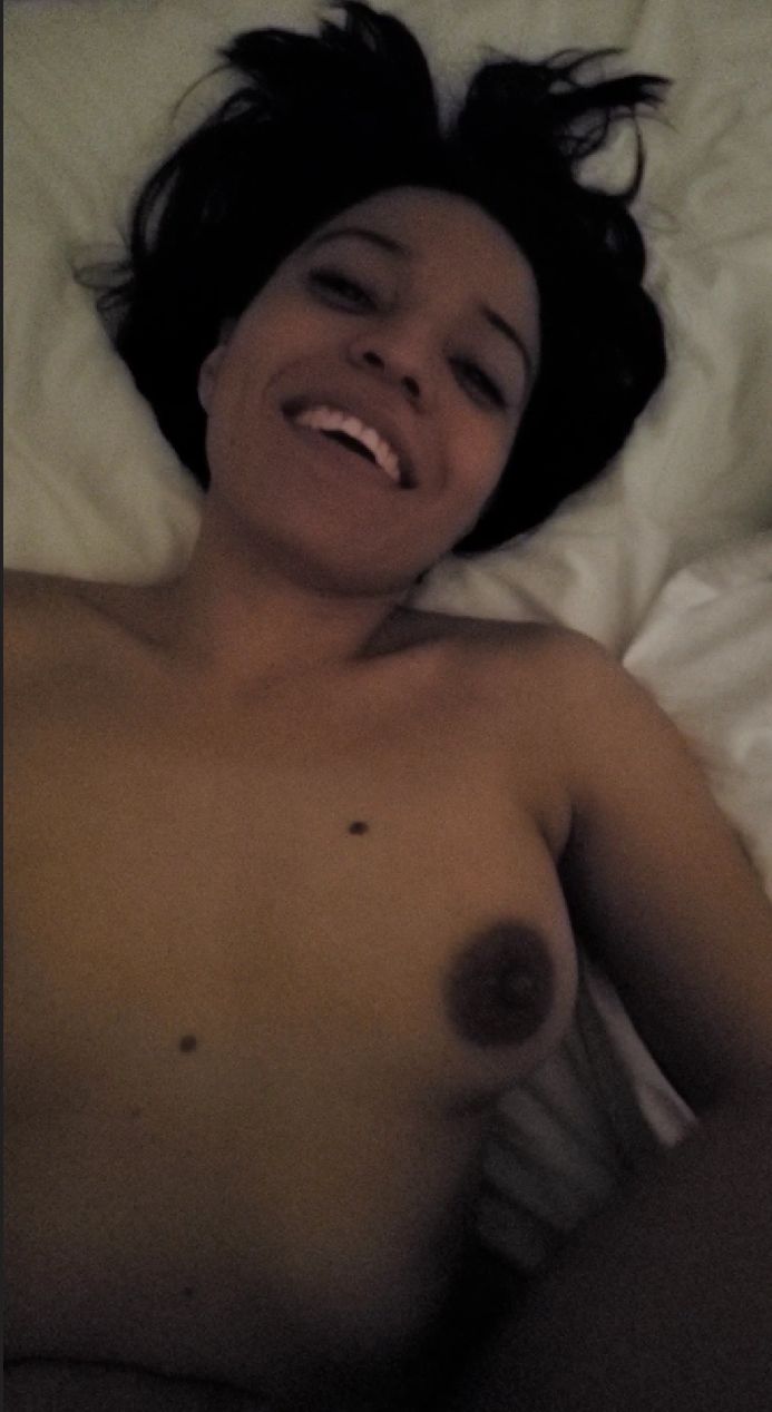 Watch Daniela Duran getting fucked naked in bed by a hookup