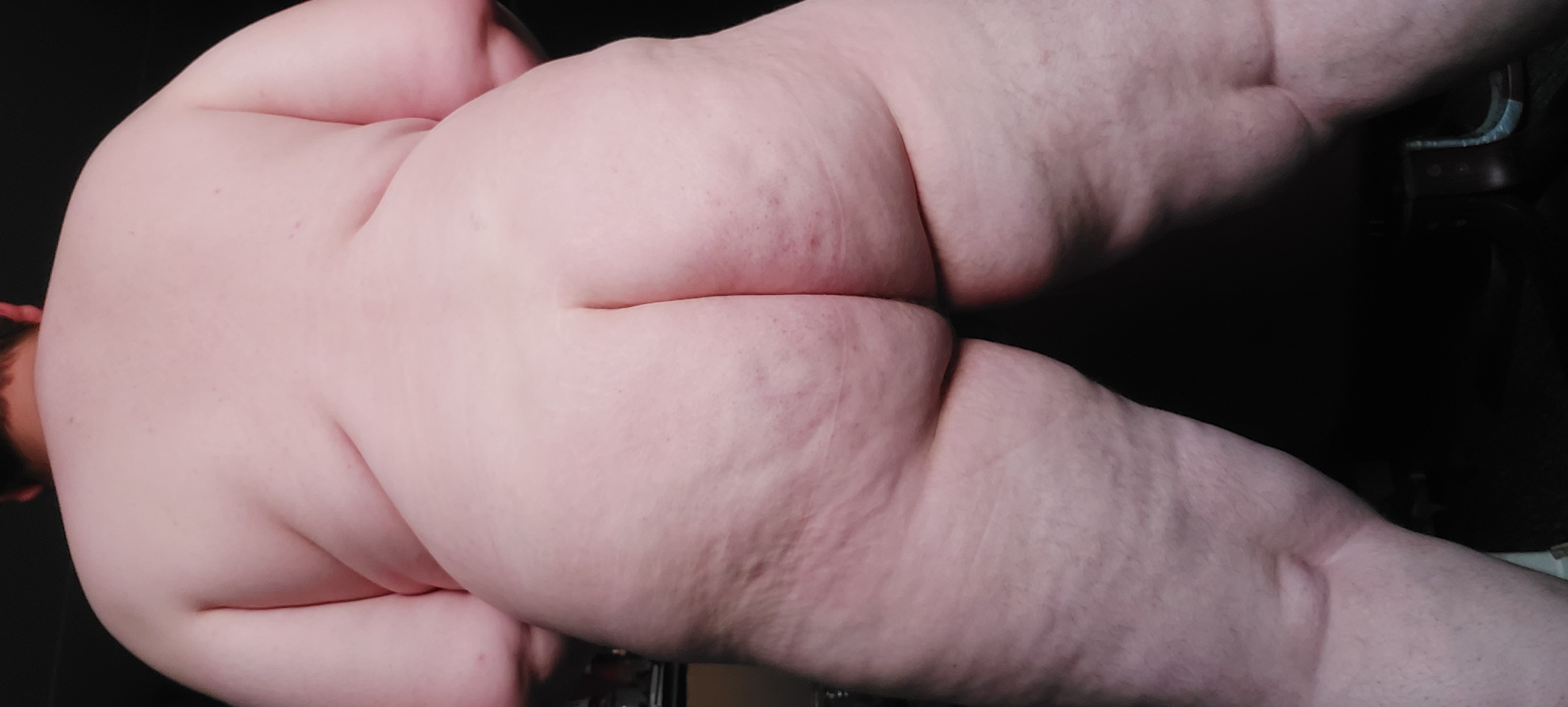 ChubbyFagKevin wants to be seen fully exposed