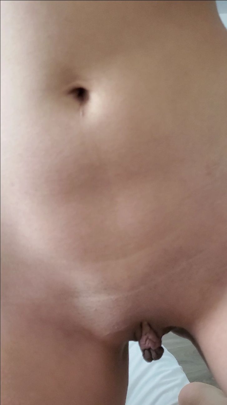 Daniela Duran behind the scenes getting ready for a shoot