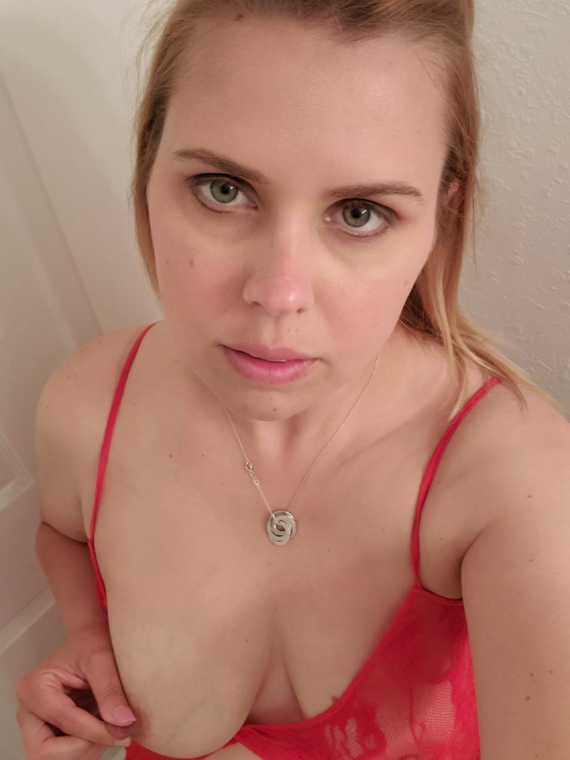 Emily Stupid Religious Slut Mom Exposed