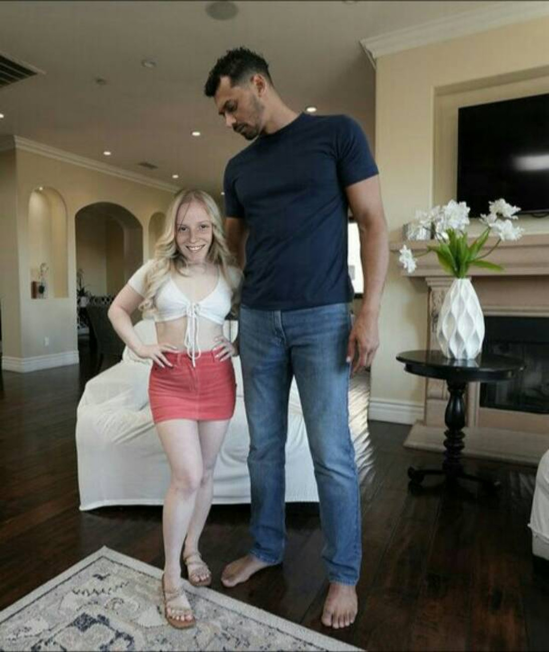 Alyssa Hart and dark-skinned guys