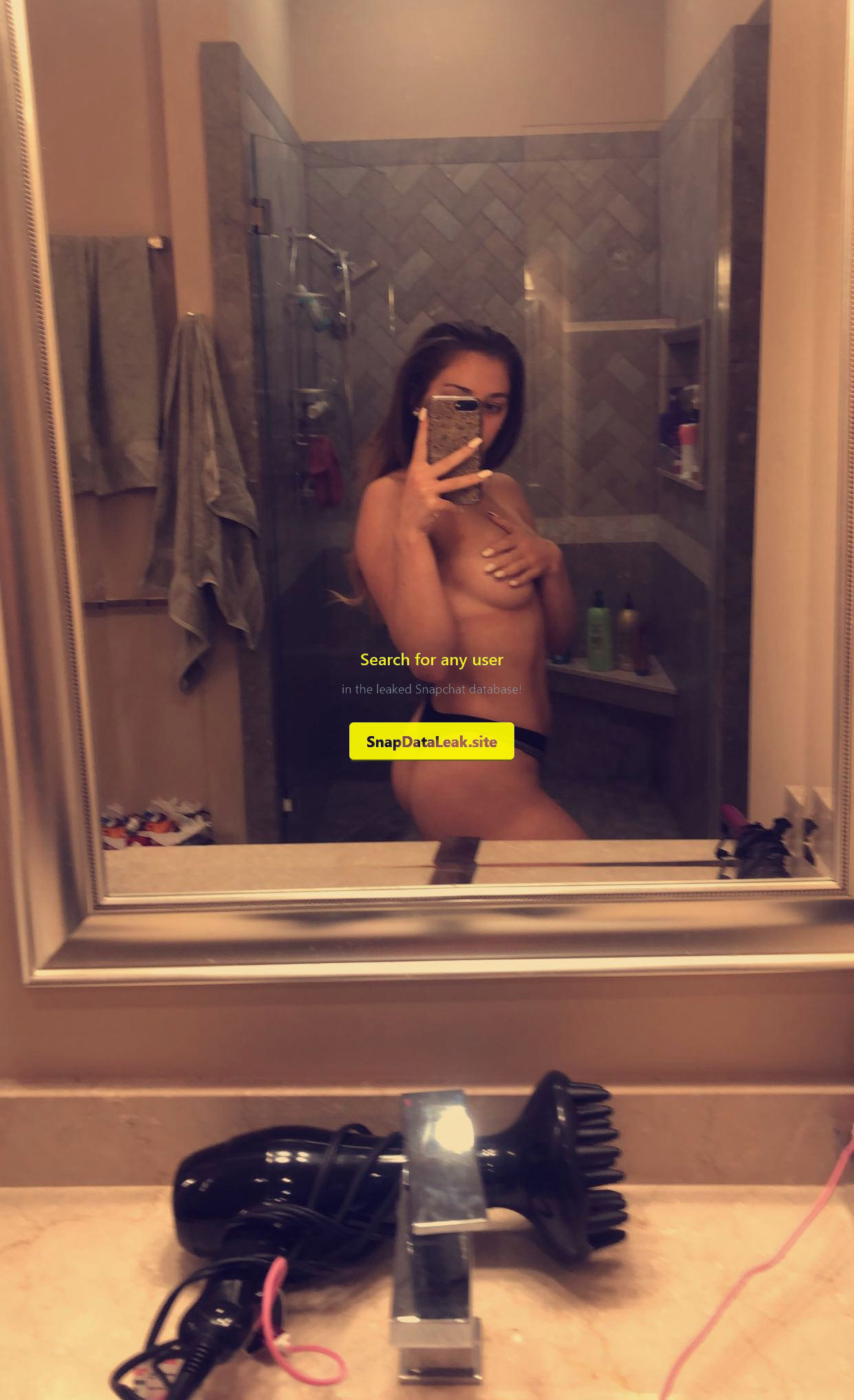 Stunning Girl (Leaked Snapchat)