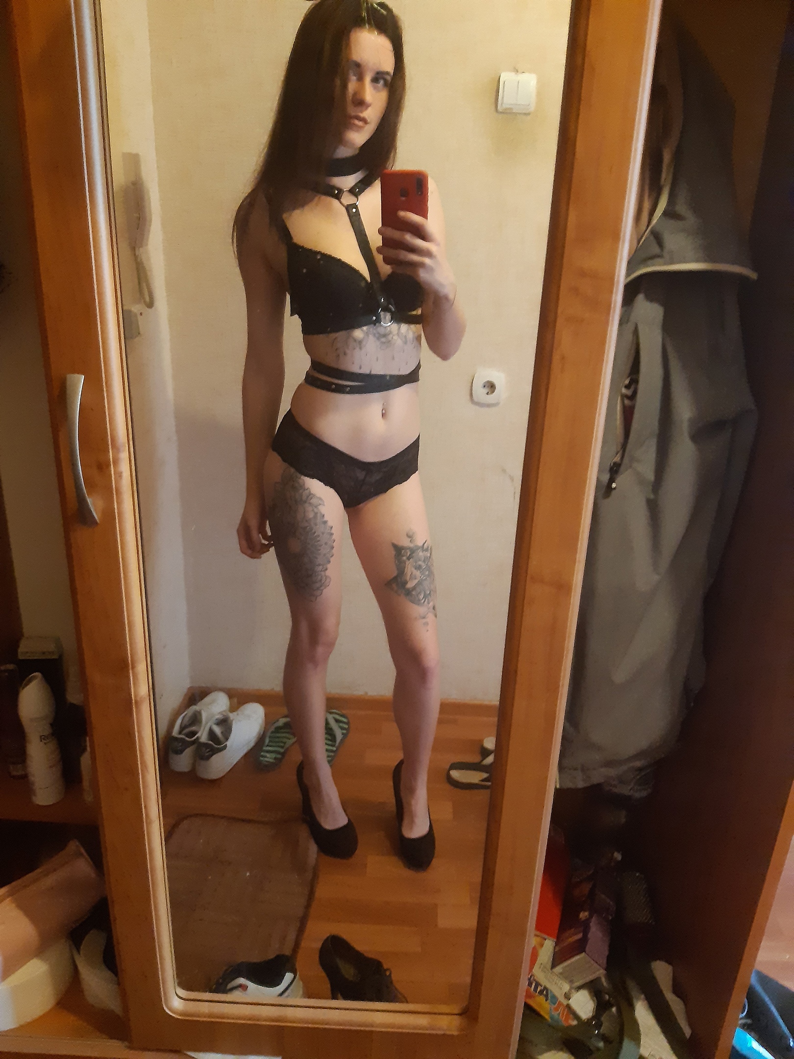 Slutty pics of Russian slut Nastya Krivorenko