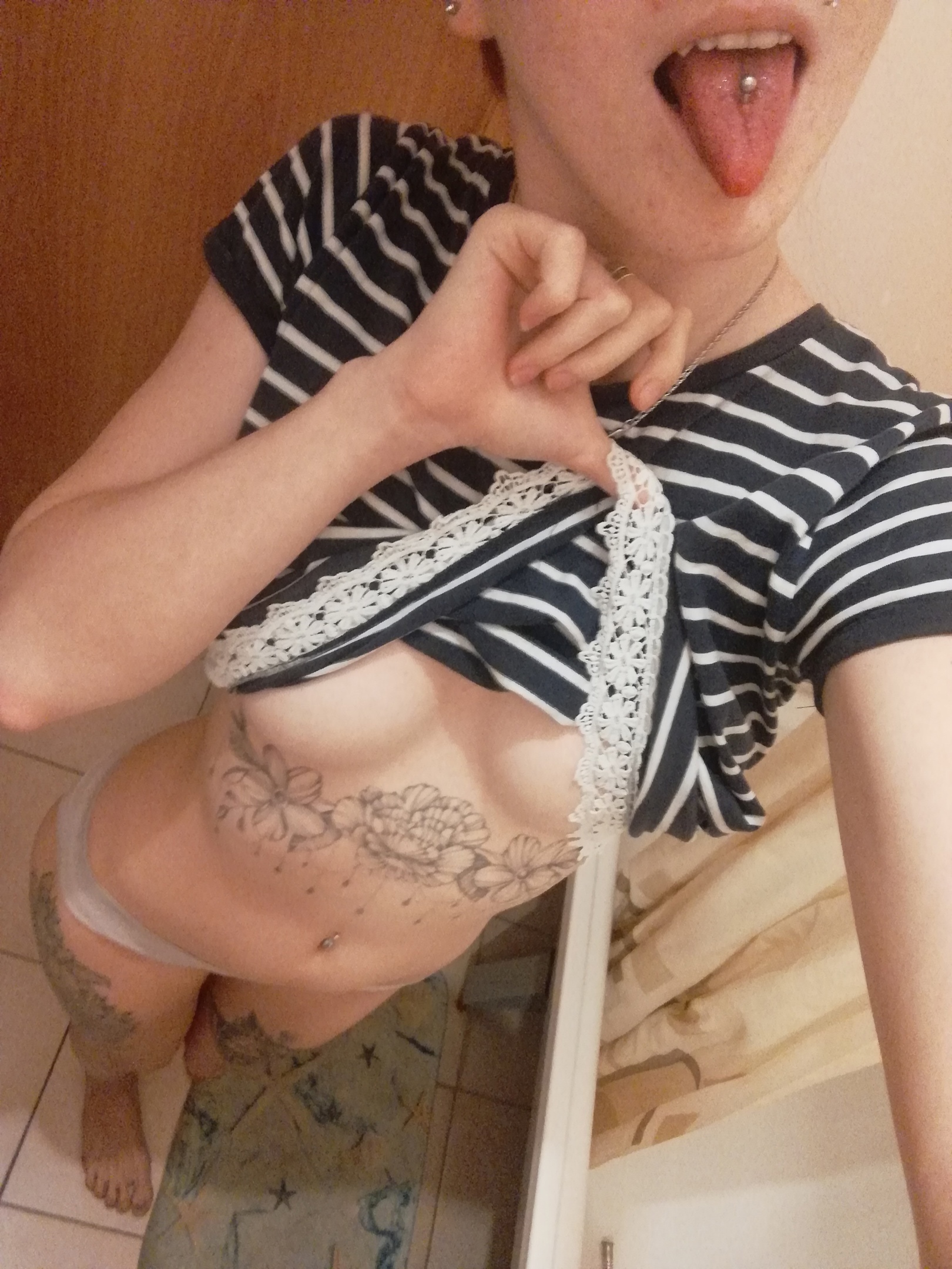 Slutty pics of Russian slut Nastya Krivorenko