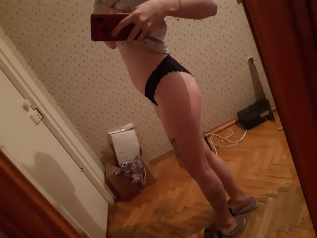 Slutty pics of Russian slut Nastya Krivorenko