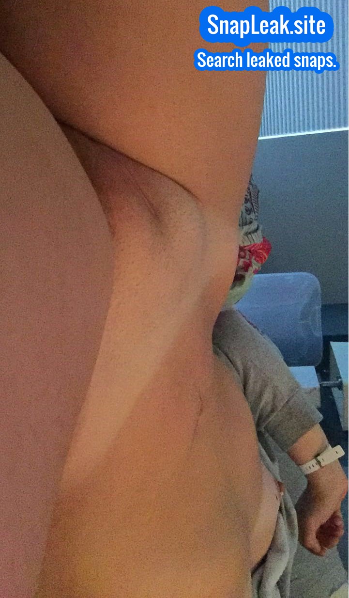 Beutiful Brunete Get Her Photos Leaked