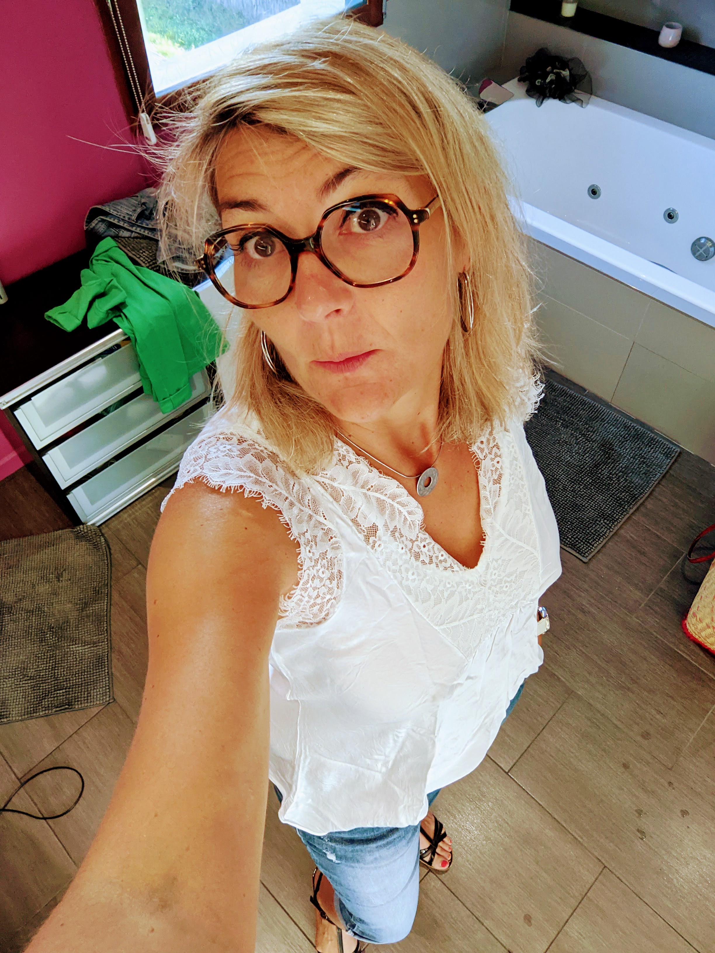 LA PUTE FRANCAISE MAGALI LE PEMP