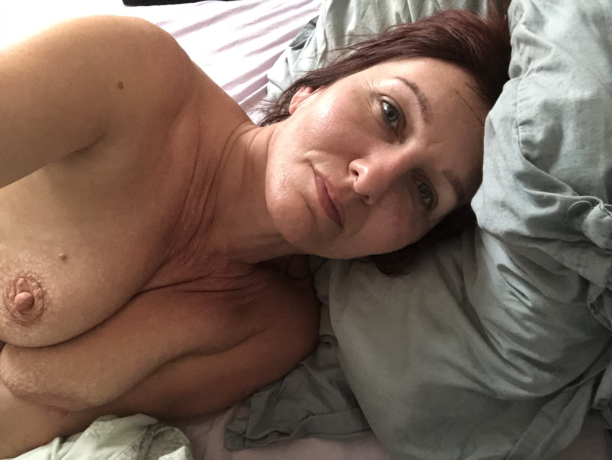 Lucy from Radka, Chech Republic, mature wife gets naked