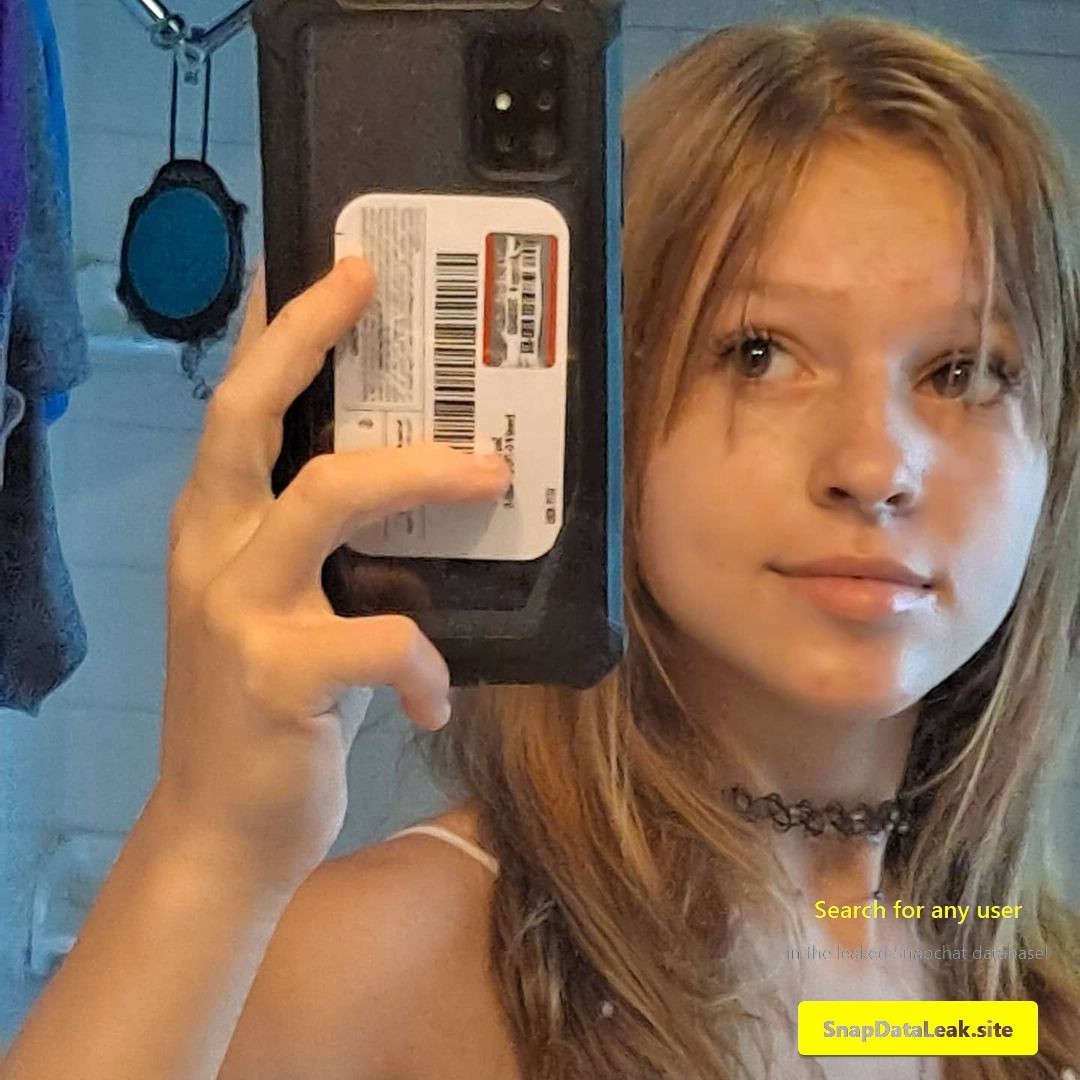 Redhead Get Her SnapChat Photos Leaked