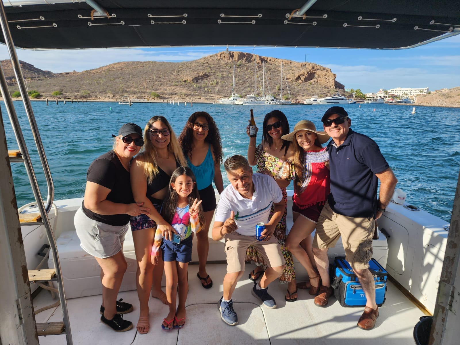 Silvia Robles milf piernuda