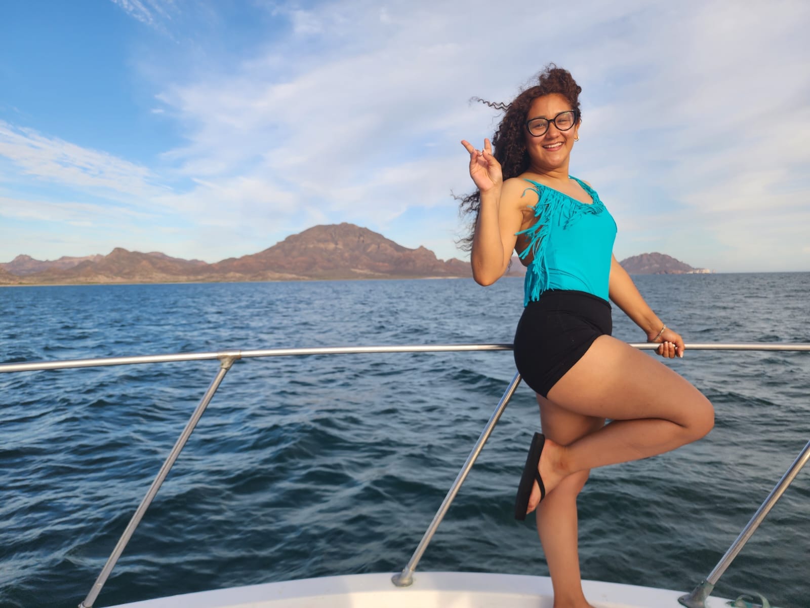 Silvia Robles milf piernuda