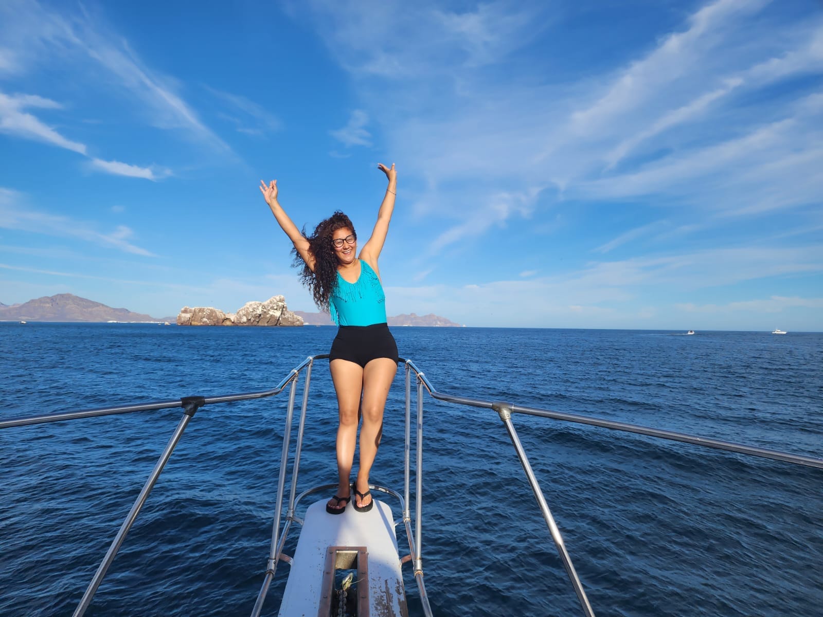 Silvia Robles milf piernuda