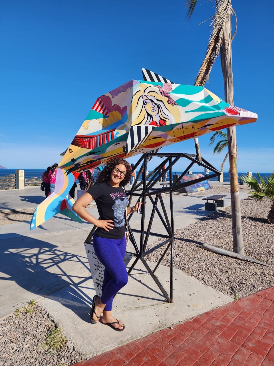 Silvia Robles milf piernuda