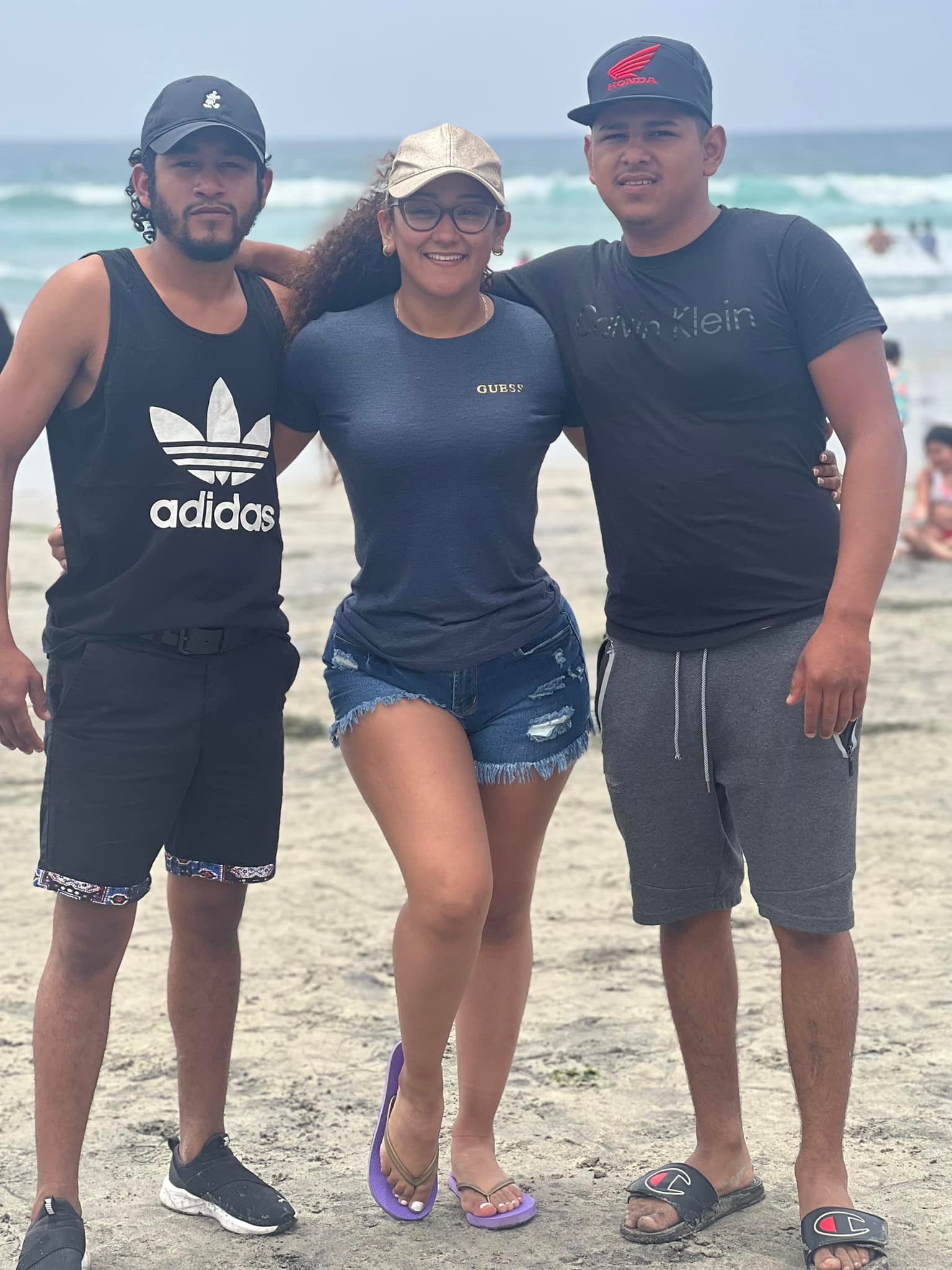 Silvia Robles milf piernuda