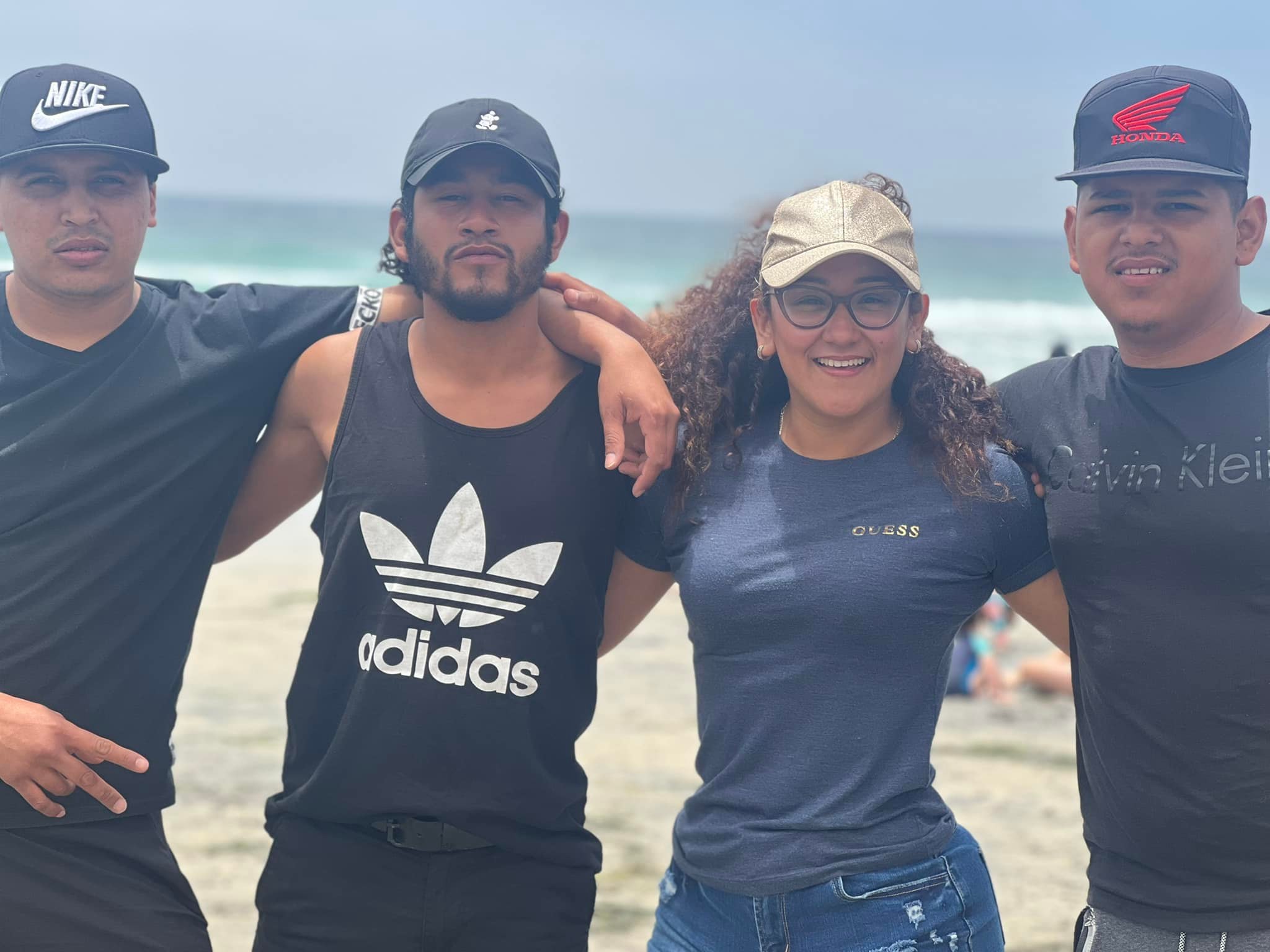 Silvia Robles milf piernuda