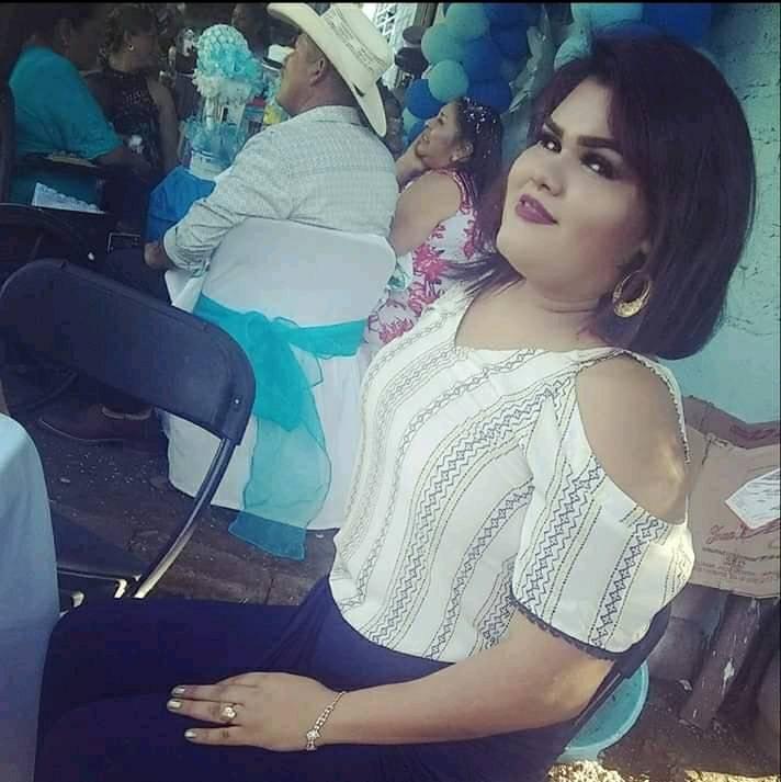 Aytana Lizbeth tetas 42 DDD