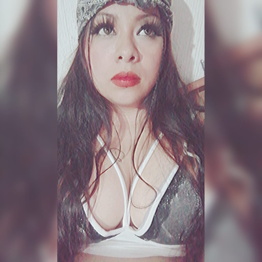 Beth Flores Pack +52 1 56 1432 3201