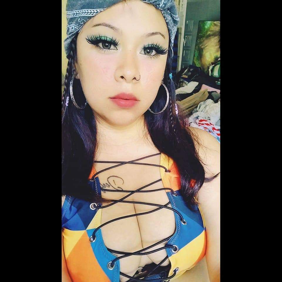 Beth Flores Pack +52 1 56 1432 3201