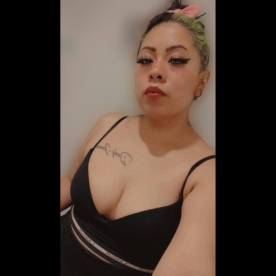 Beth Flores Pack +52 1 56 1432 3201