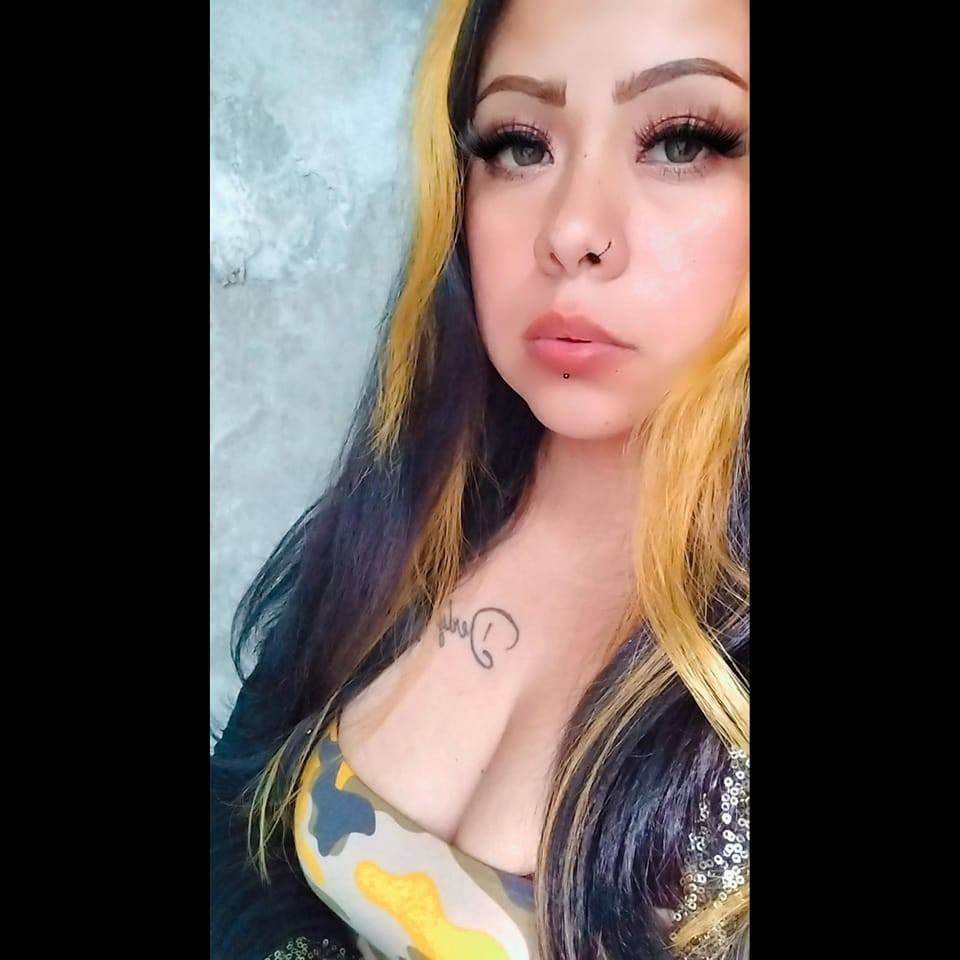 Beth Flores Pack +52 1 56 1432 3201