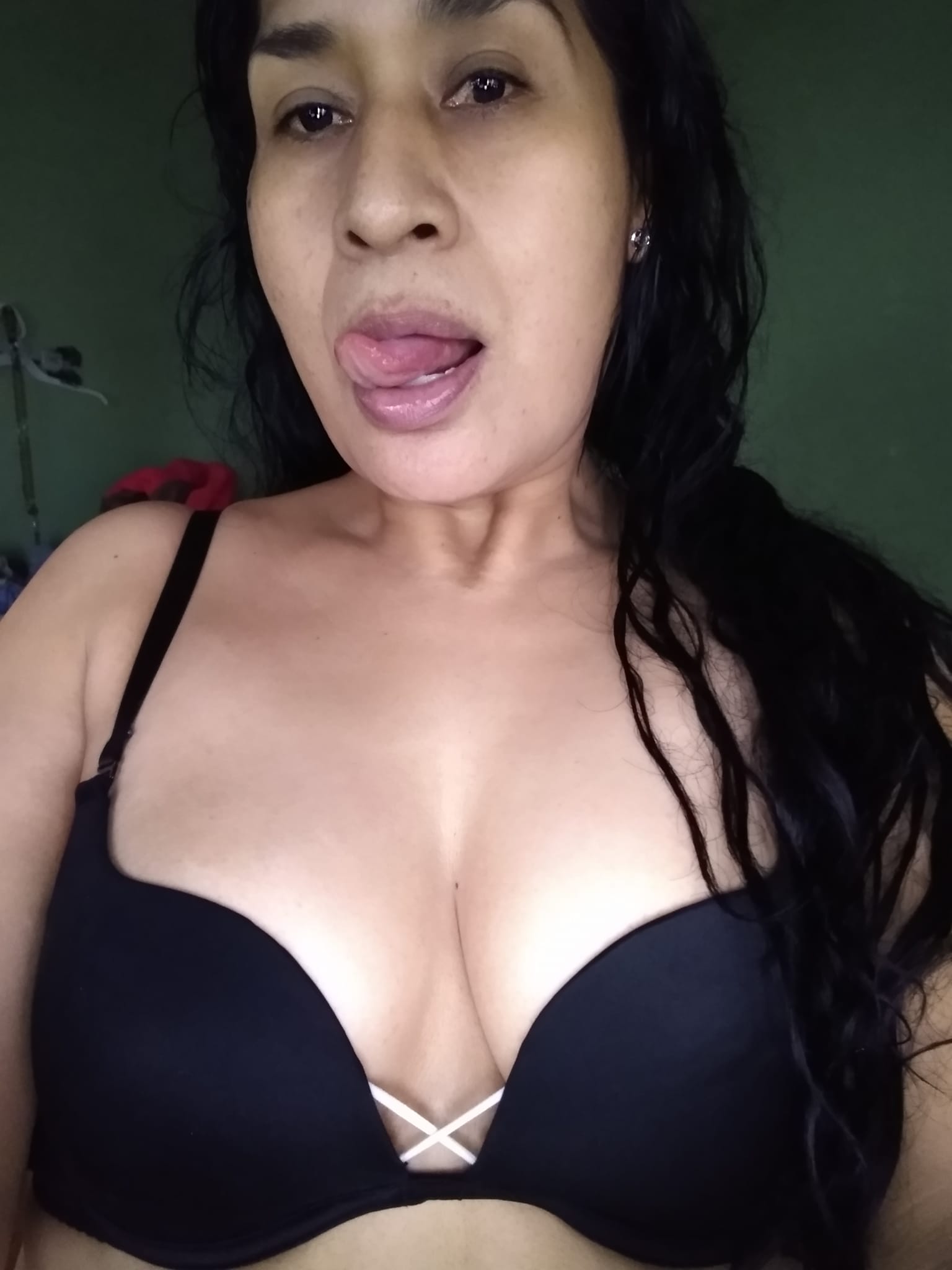 Rehtse Varu - Esther Valencia Ruiz