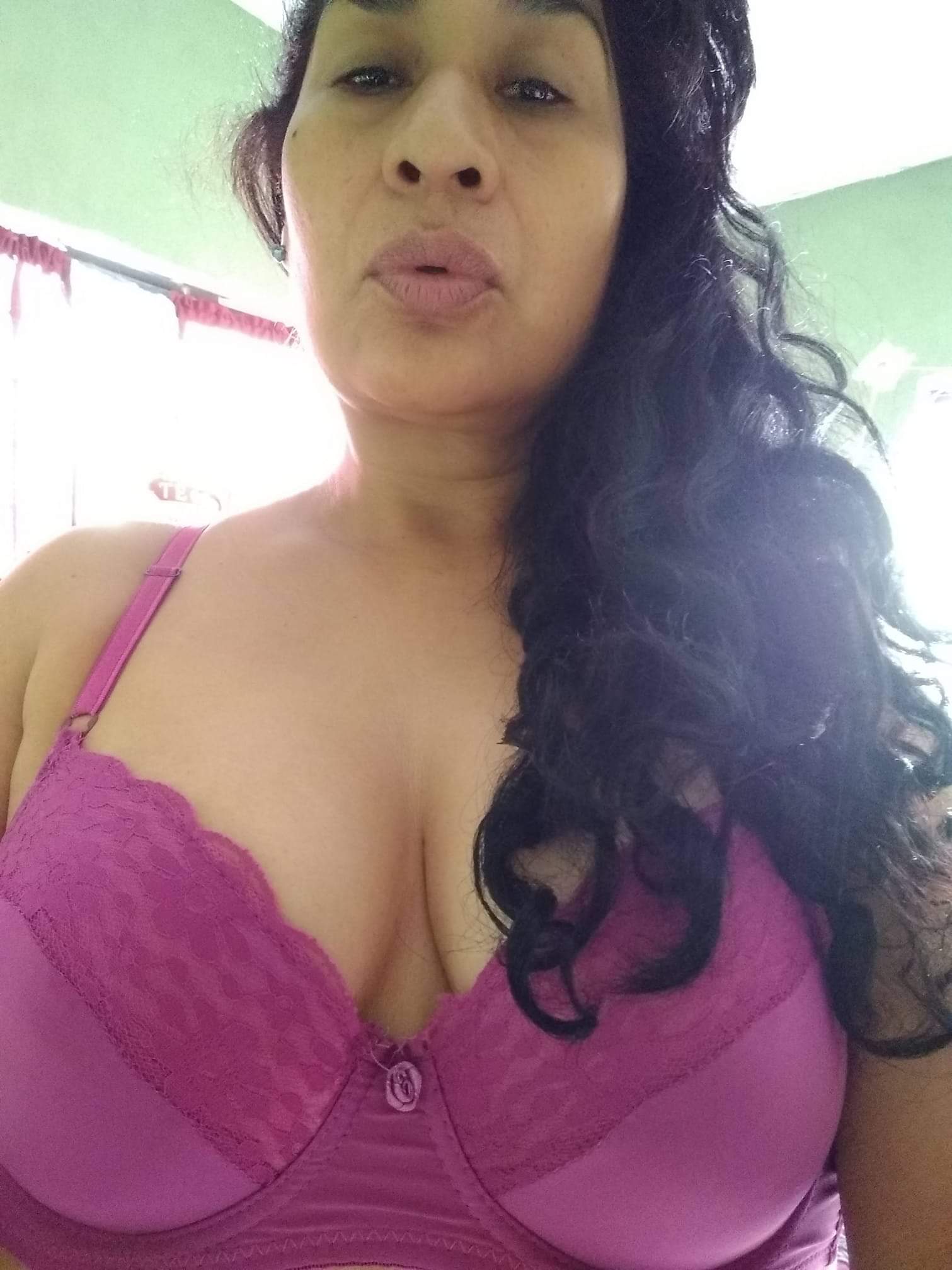 Rehtse Varu - Esther Valencia Ruiz